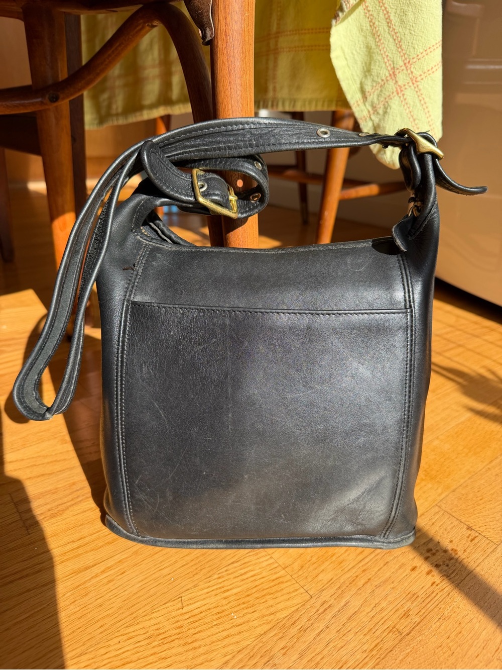 Vintage Coach Slim Duffle Crossbody Bag Black 9816